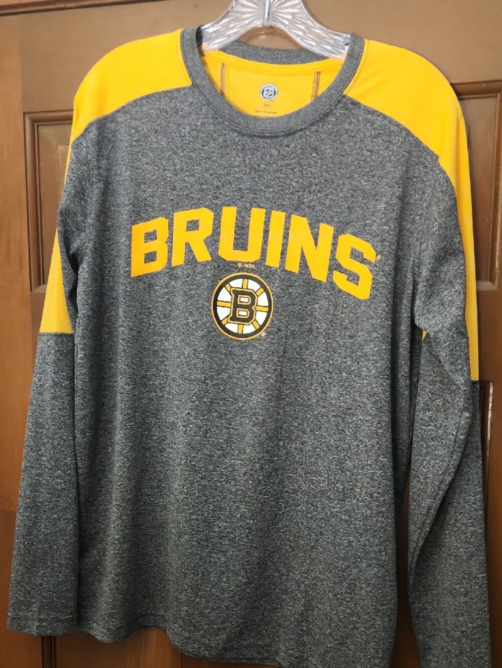 NHL Gray and Yellow Bruins Crewneck Sweatshirt